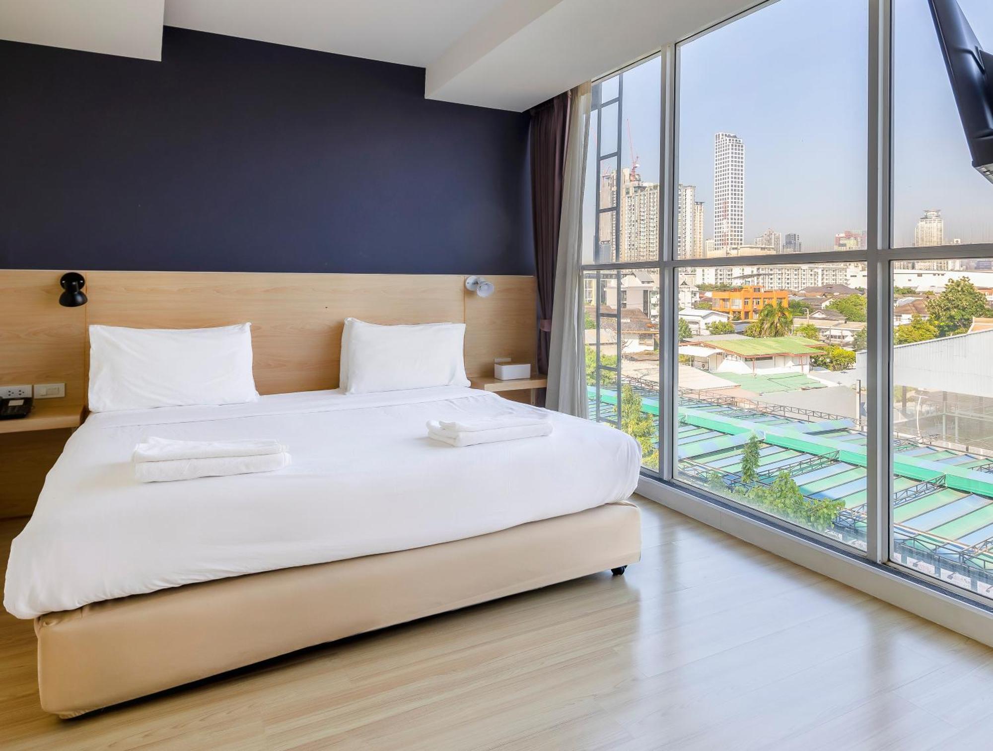 Gp House Express Sukhumvit 81 Khách sạn 3*