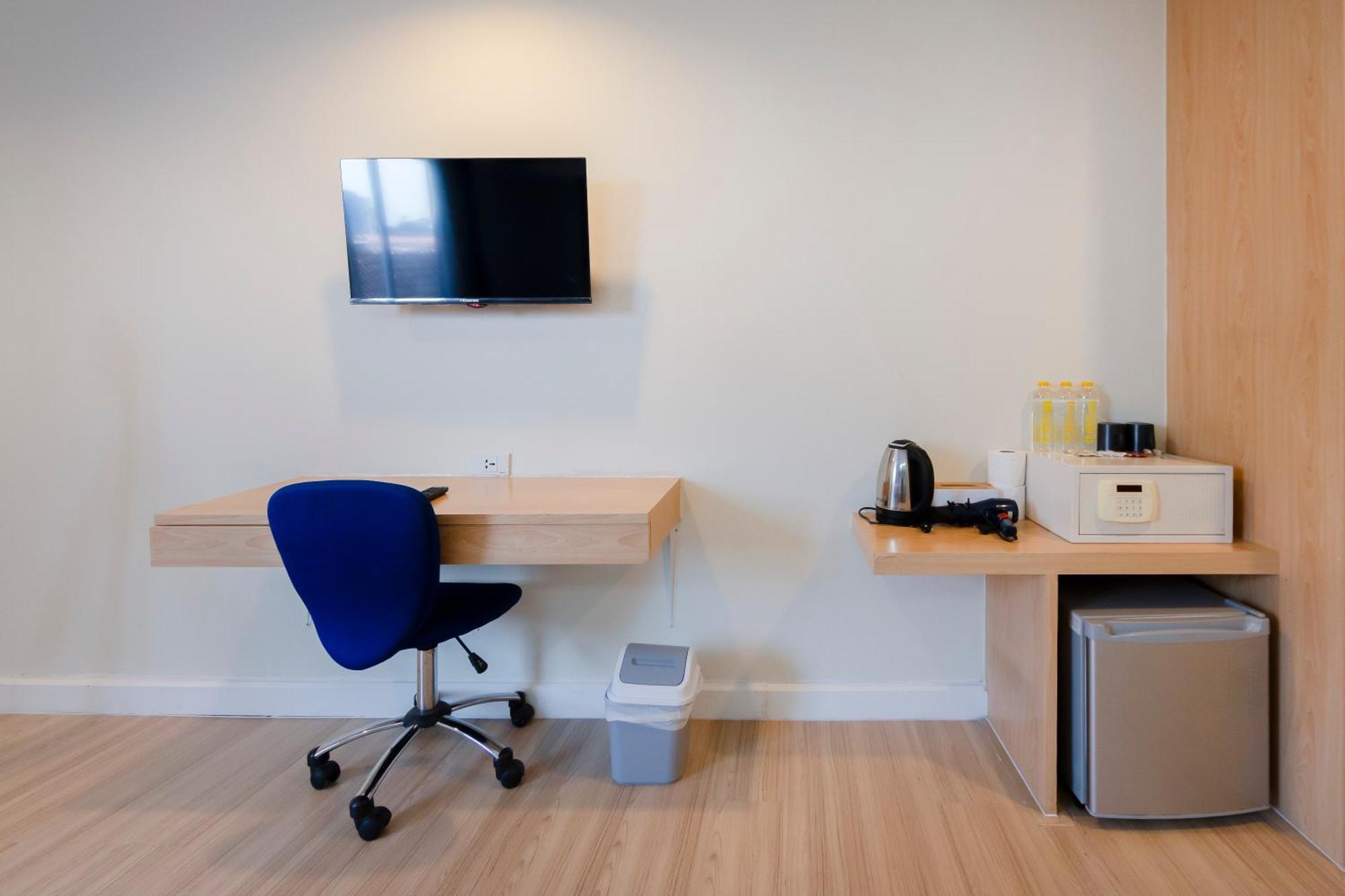 Gp House Express Sukhumvit 81 Khách sạn 3*